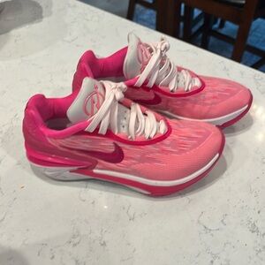Nike G.T cut 002 Zooms. Women’s size 6.5.